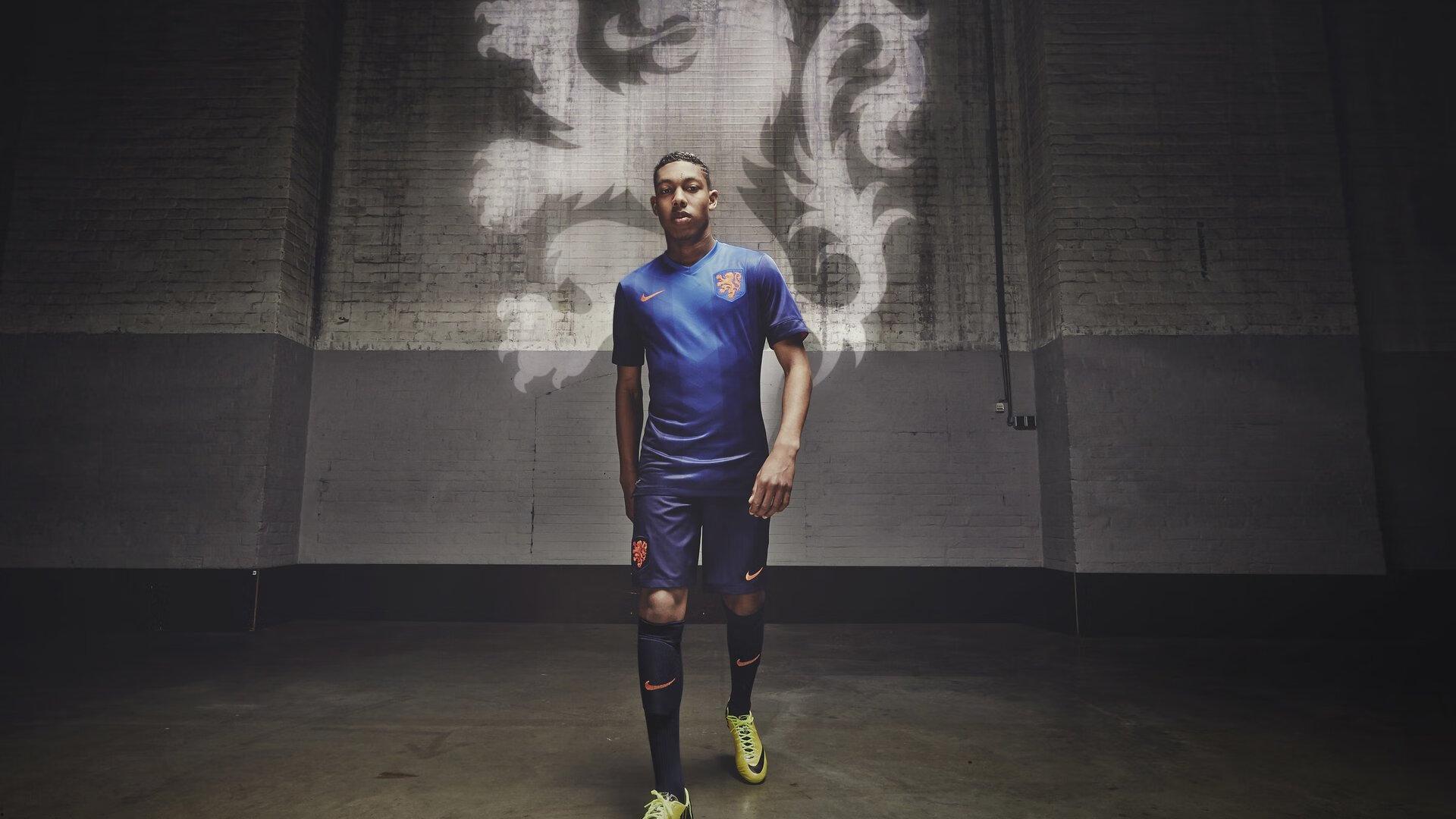 绿茵之外的节奏<a href=